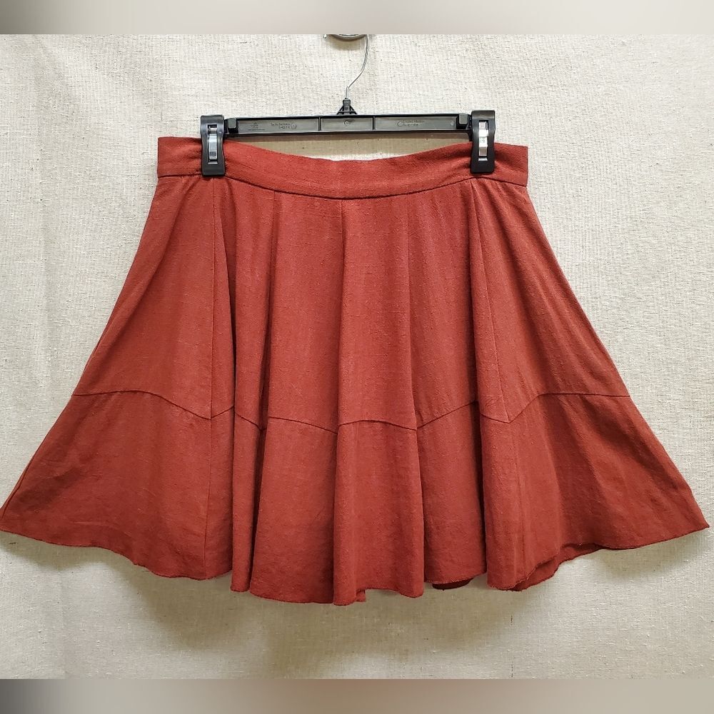 Loveriche Rust Burnt Orange Pleated Mini Skirt with Lining in size L